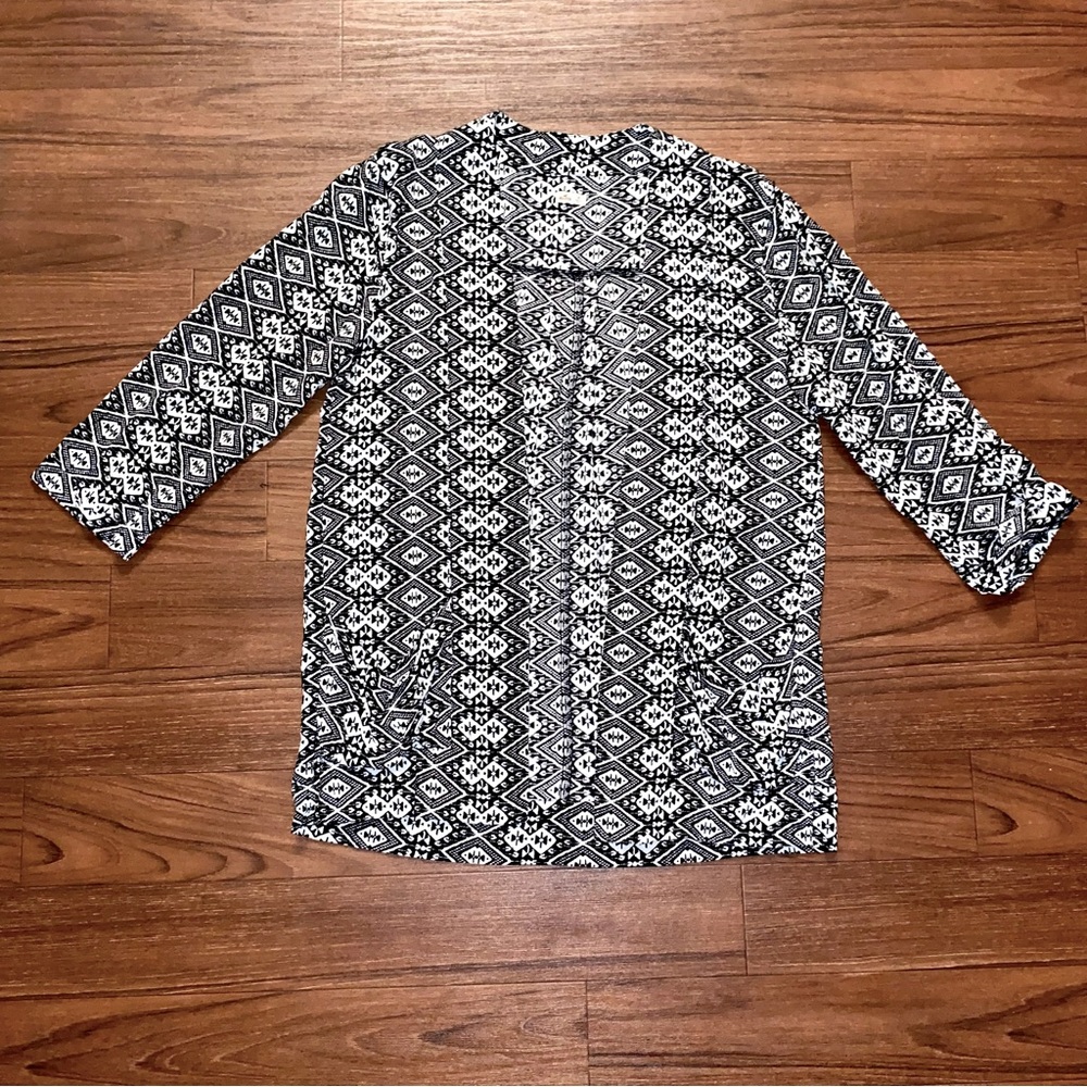 Hollister Black + White Patterned Open Front Lightweight Cardigan Size XS
